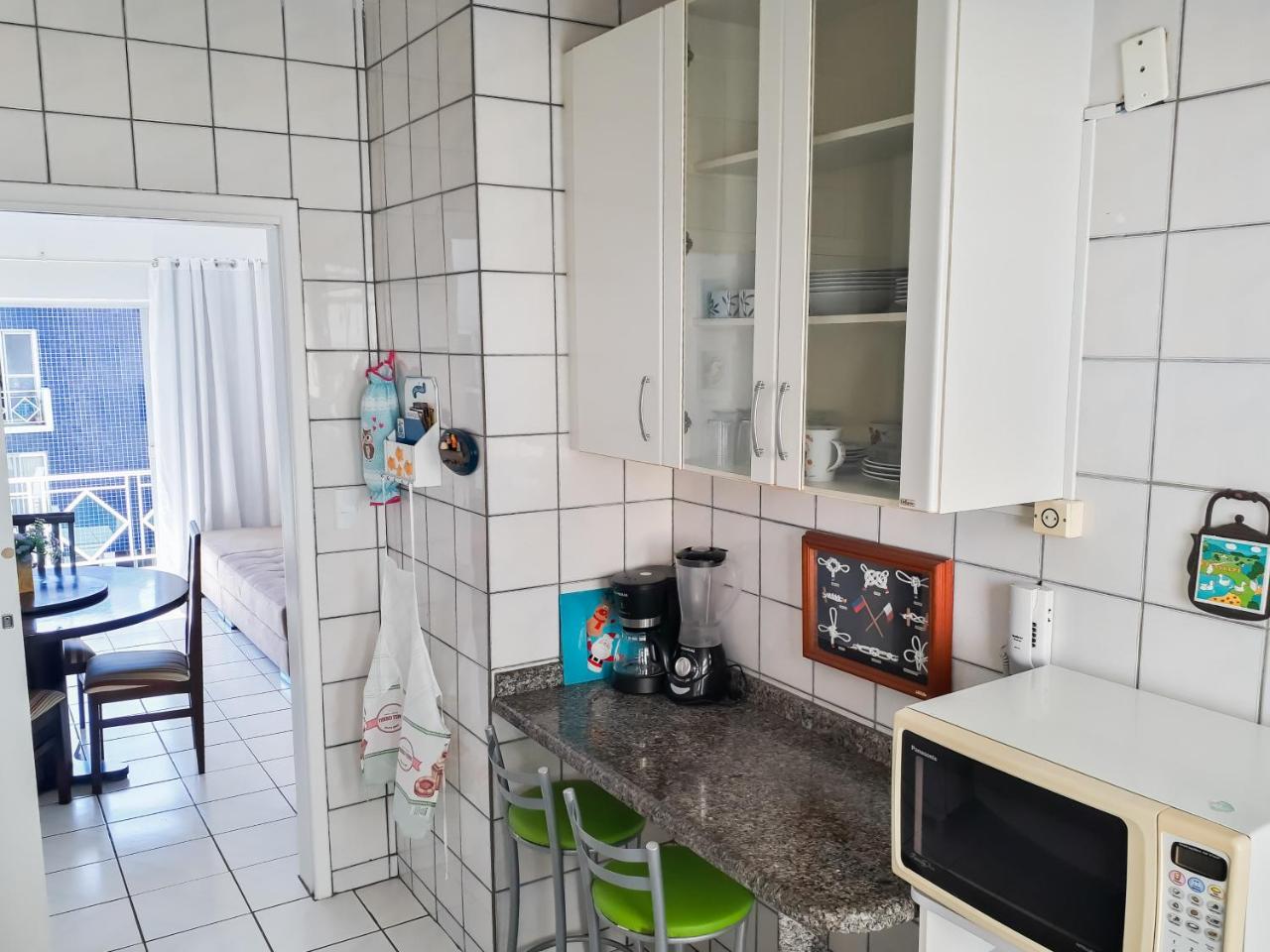 Apto A 70 Metros Da Praia, Piscina, 03 Ar Condicionados, Vaga De Garagem Florianópolis Buitenkant foto