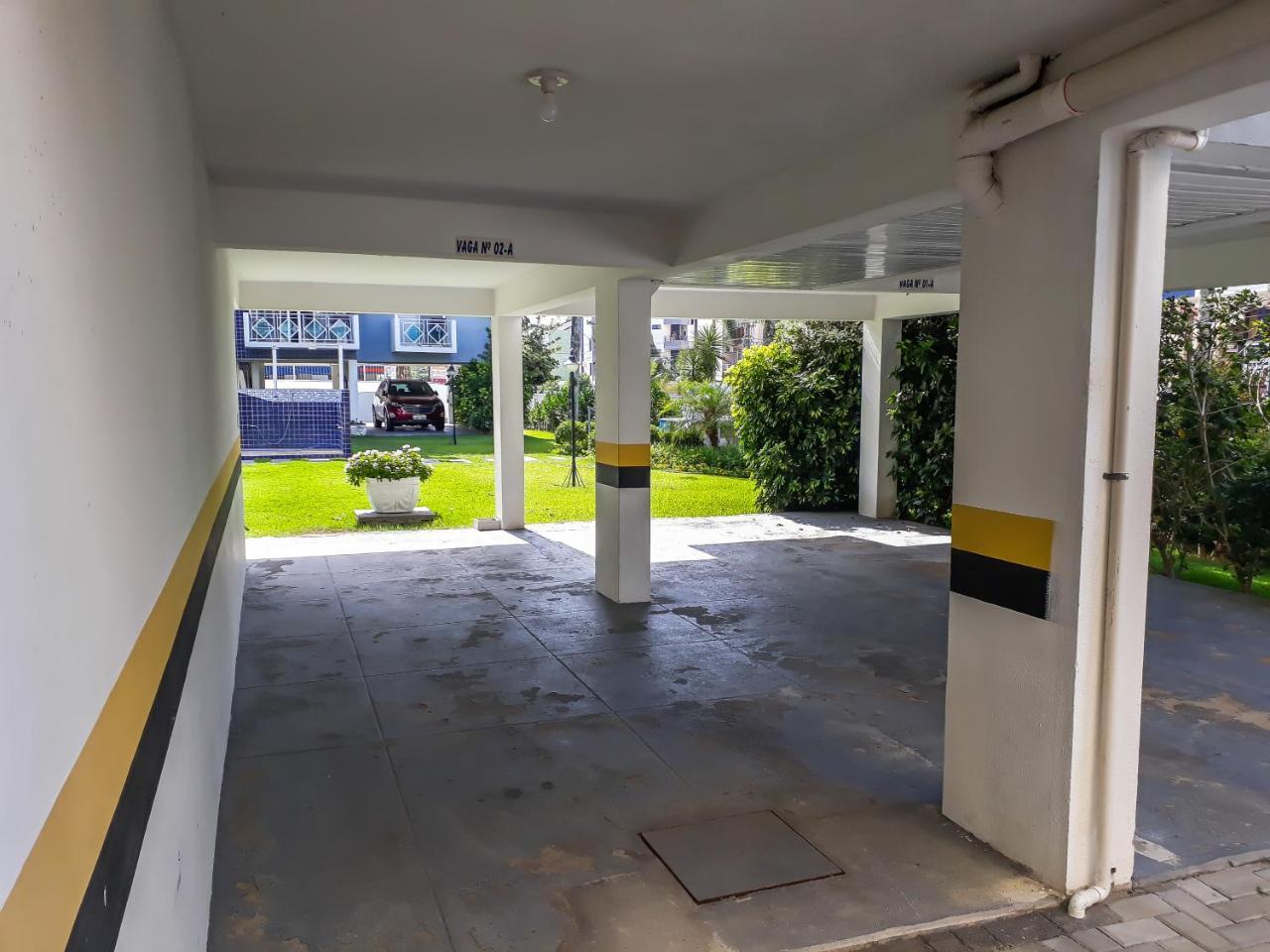 Apto A 70 Metros Da Praia, Piscina, 03 Ar Condicionados, Vaga De Garagem Florianópolis Buitenkant foto
