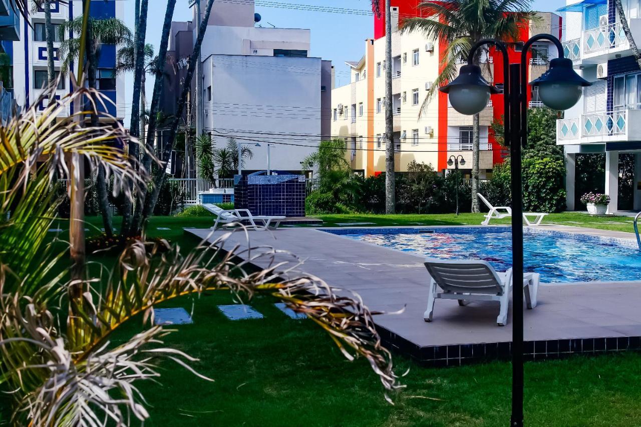 Apto A 70 Metros Da Praia, Piscina, 03 Ar Condicionados, Vaga De Garagem Florianópolis Buitenkant foto
